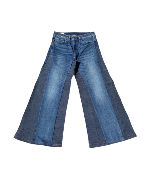 001 // ELEPHANT-LEG DISTORTION